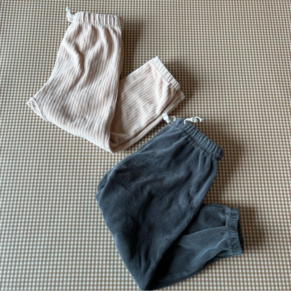 Bundle of 2‎ h&m jogger pants size 3